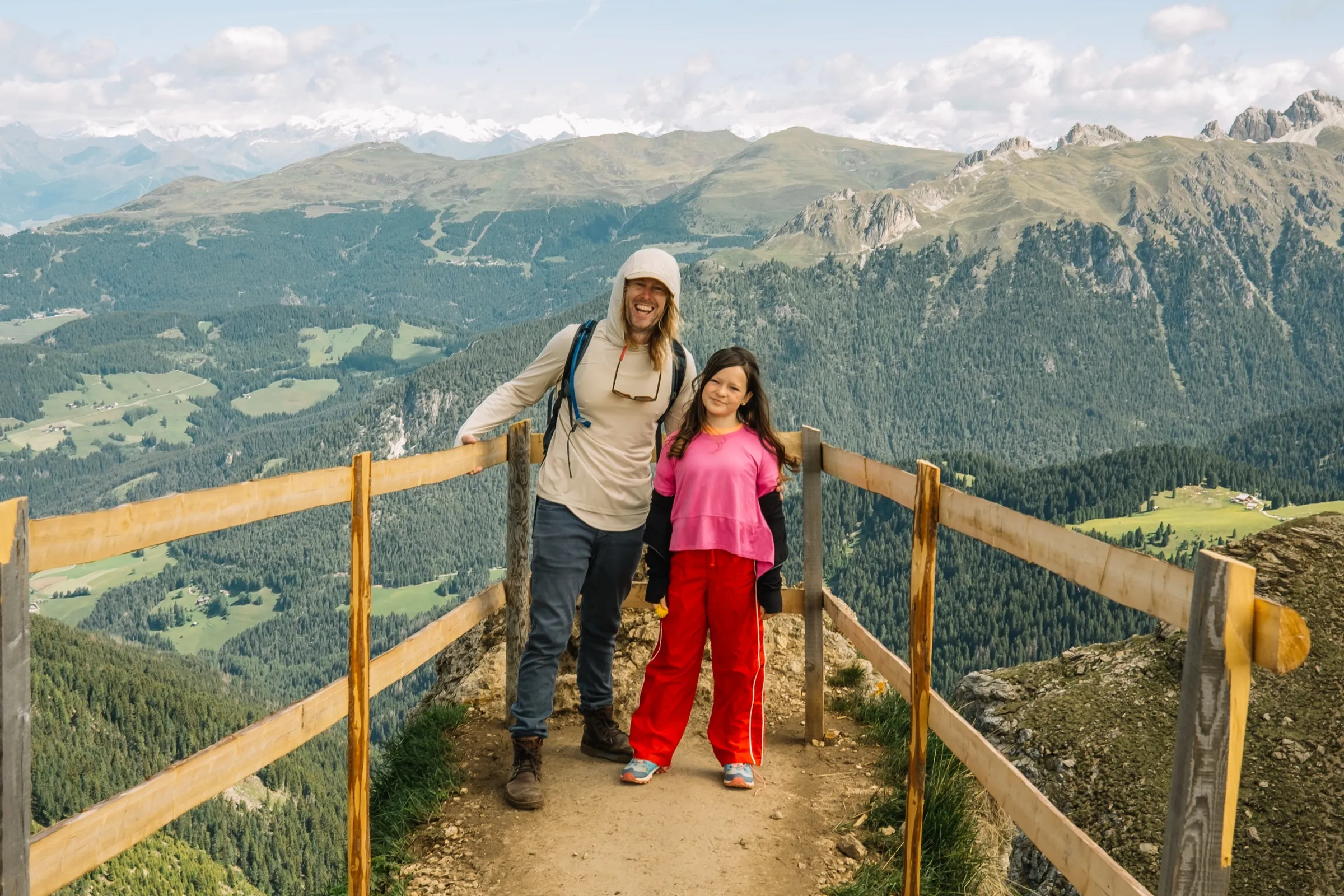 Traveling with an 8 and a 10-year-old: what actually works